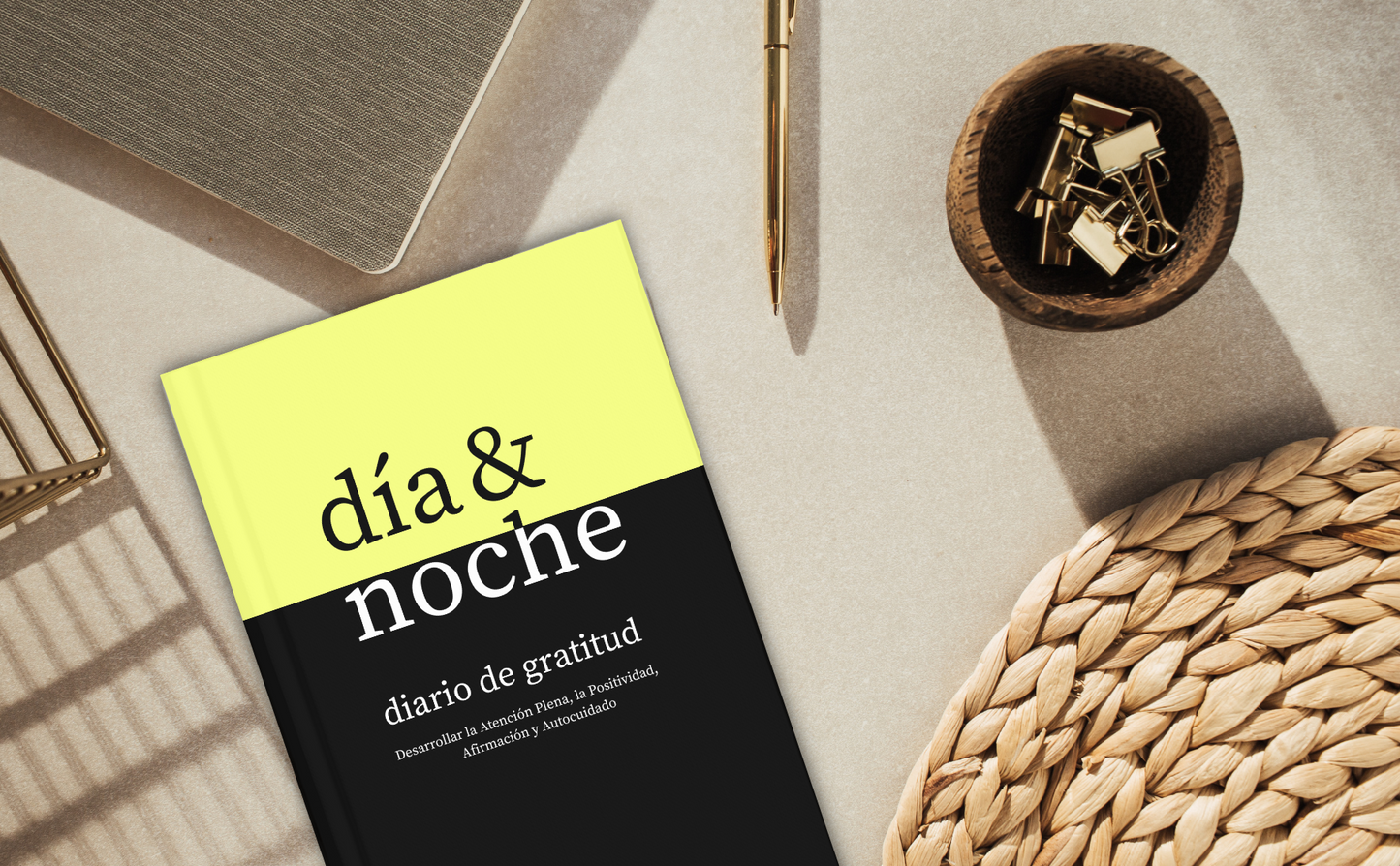 Diario de Gratitud Día y Noche: Desarrolla atención plena, positividad, afirmación y autocuidado (Pasta Blanda/Paperback) IF SOLD OUT — CLICK LINK BELOW TO BUY IT ON AMAZON↓